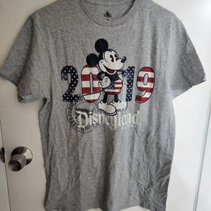 2019 Disneyland Patriotic T-shirt